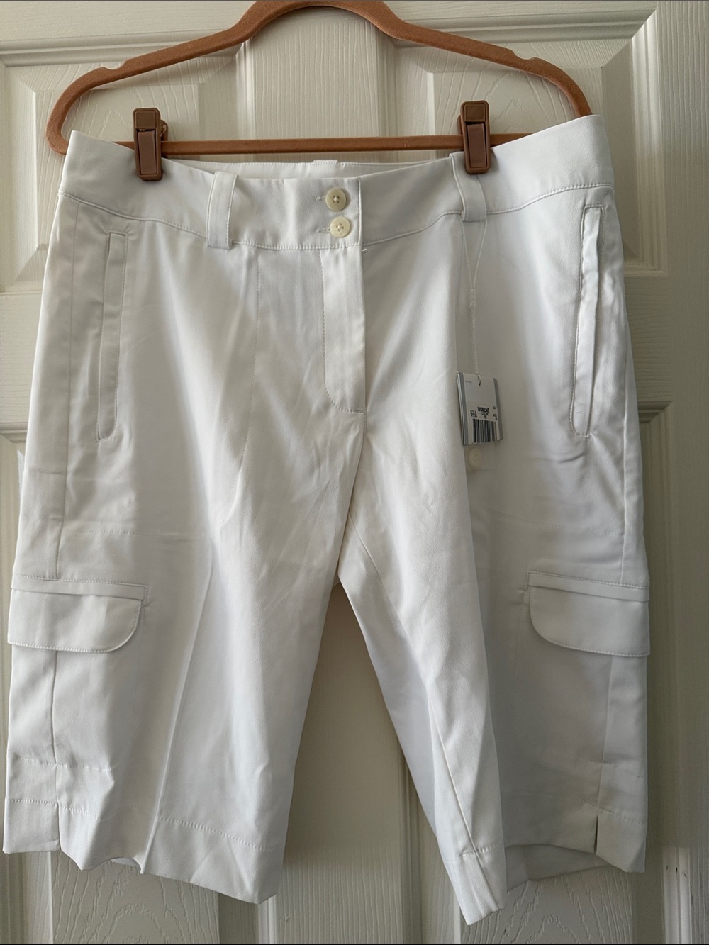 NWT White Nike Golf Women Short Modern Rise Size 10